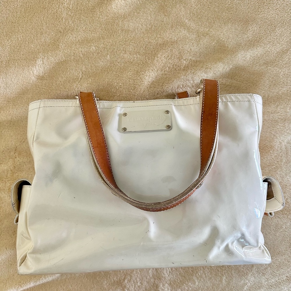 Kate Spade New York patent leather snap tote with zippered pockets- beautiful!